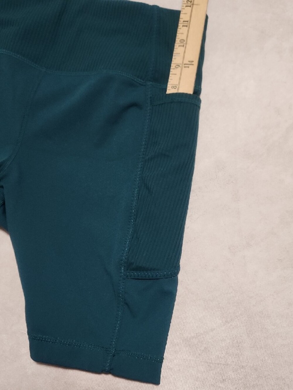 Mondetta Deep Green High-Rise Bike Shorts with Side Pockets - Picture 6 of 11